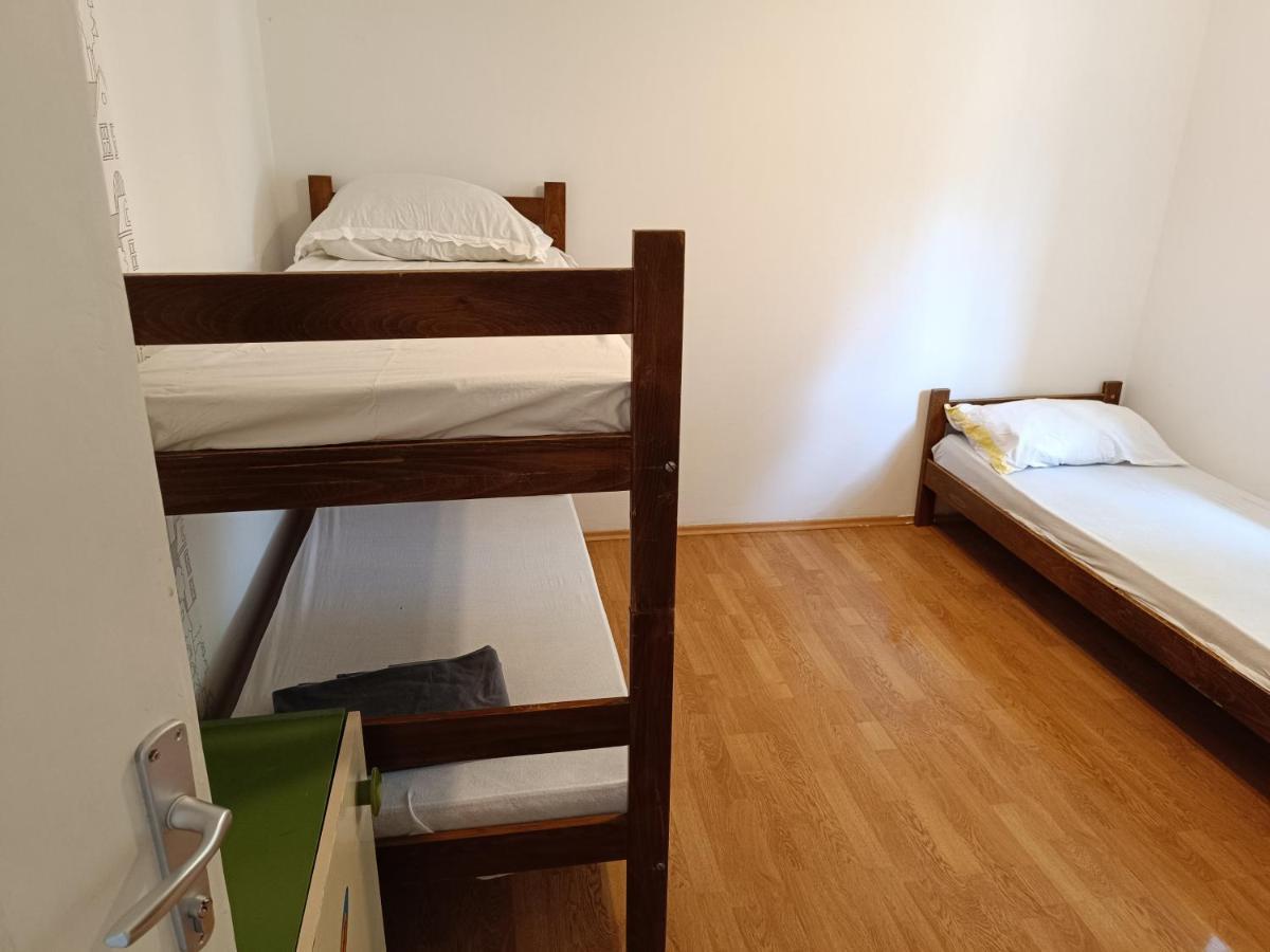 Hostel Rasema Trogir Luaran gambar