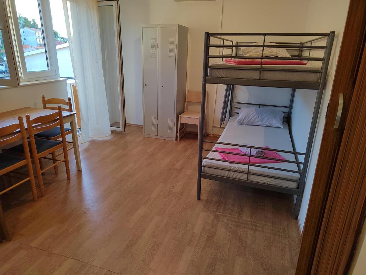 Hostel Rasema Trogir Luaran gambar