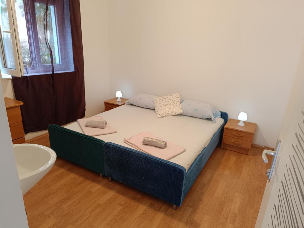 Hostel Rasema Trogir Luaran gambar